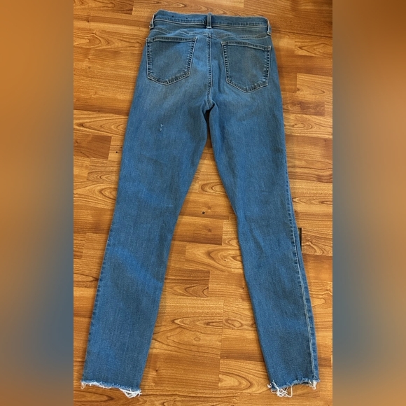 GAP Distressed 5-Button Jeans - Picture 2 of 4